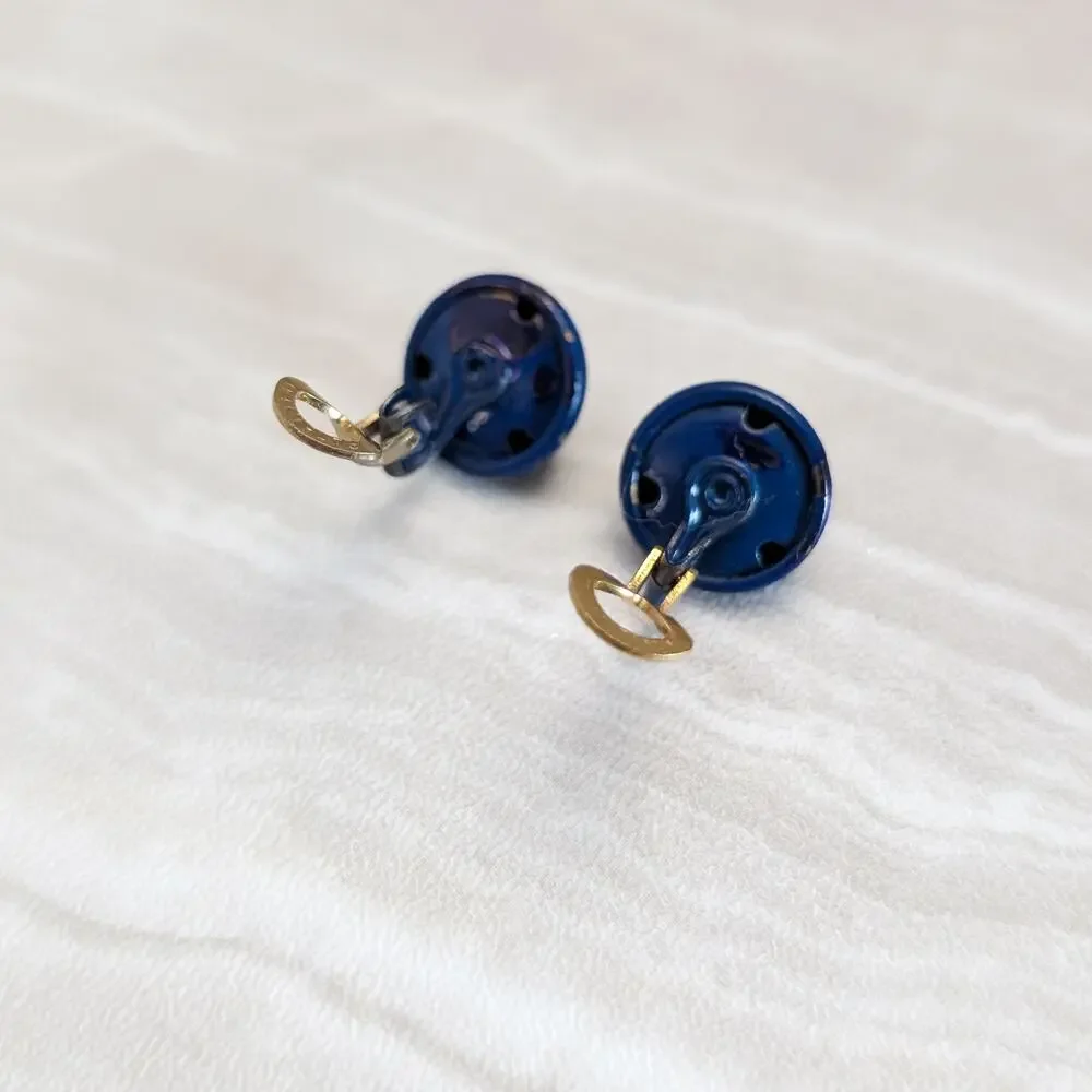 Vintage clip earrings